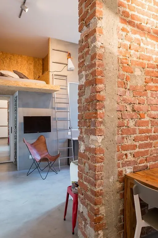The Best Rent - Montenero Apartment Milan 0*,
